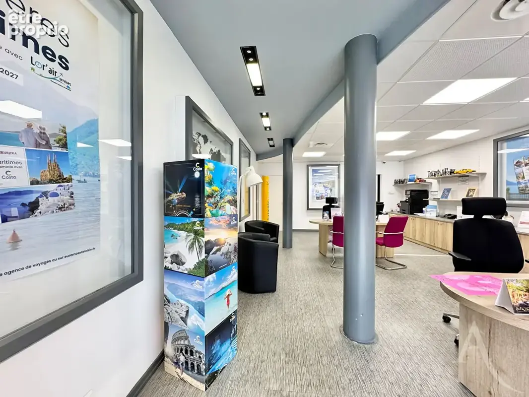 Local commercial déjà loué (rentabilité de 11%) avec annexes + caves - photo 7