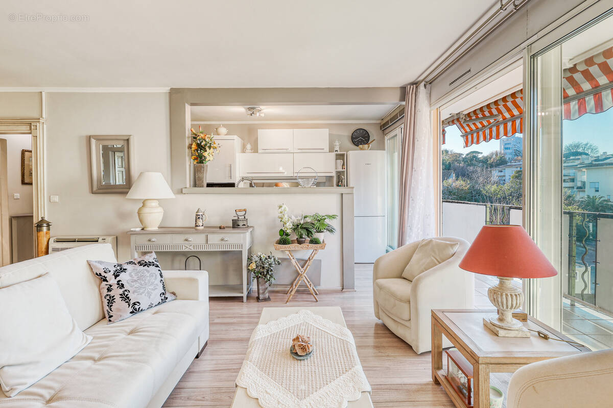 Appartement à SAINT-TROPEZ