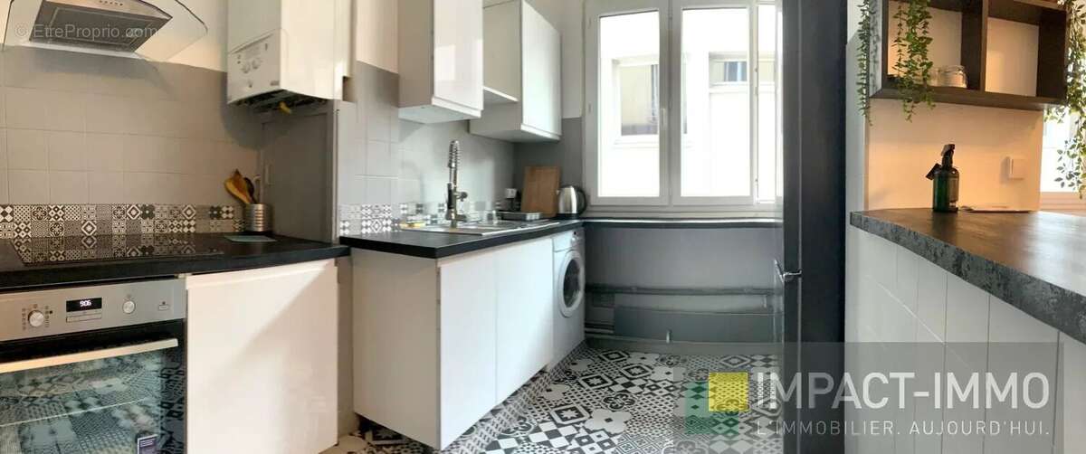 Appartement à LA GARENNE-COLOMBES