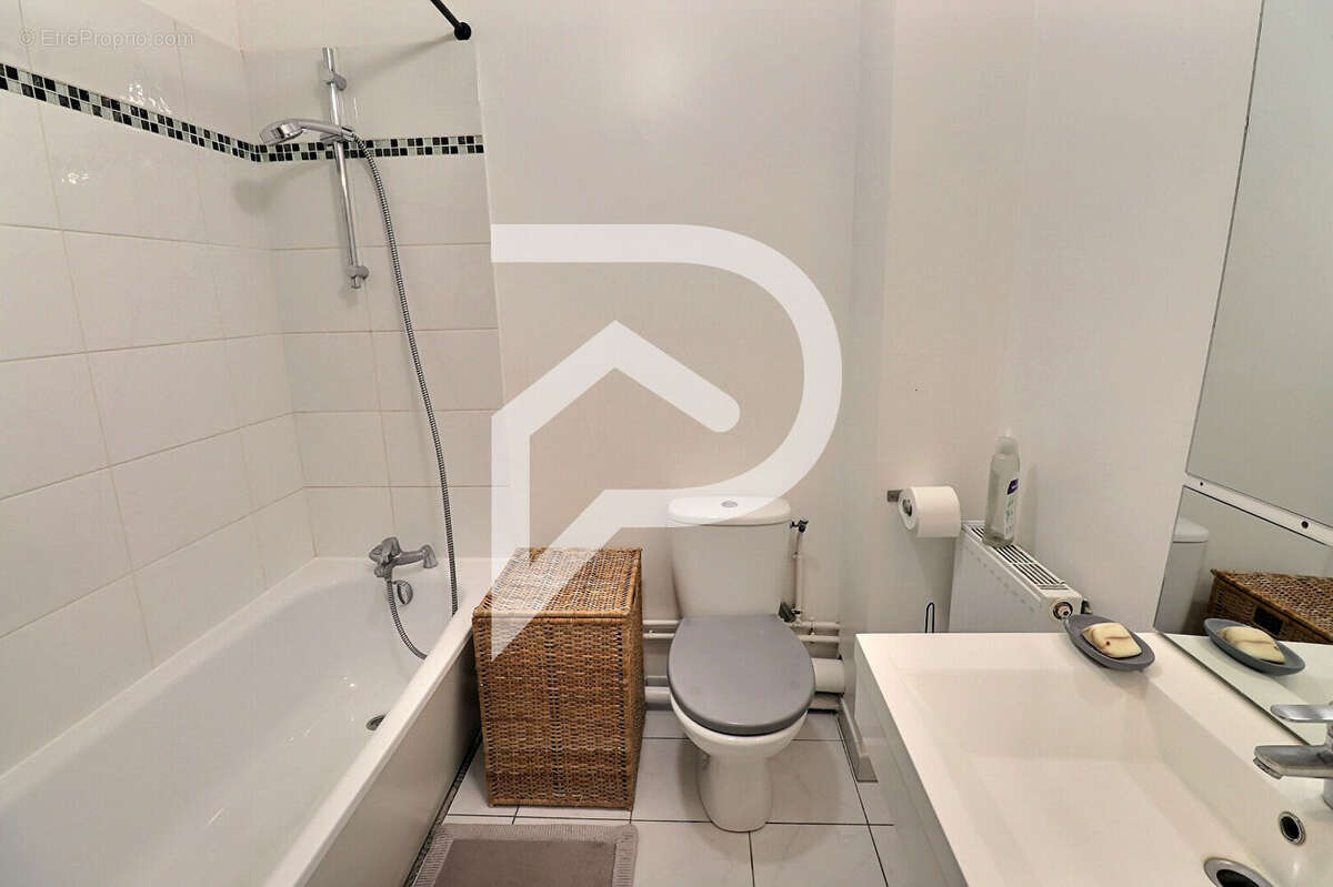 Maison à MERY-SUR-OISE