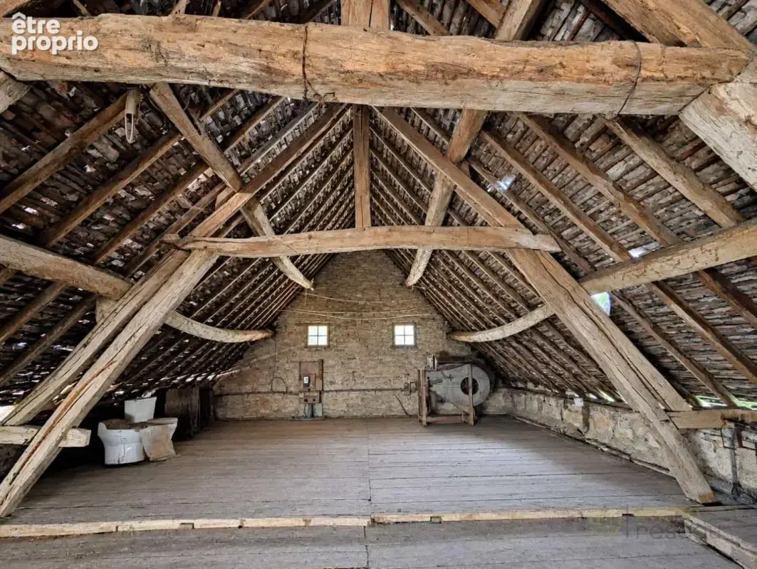 Maison et dépendances - photo 2
