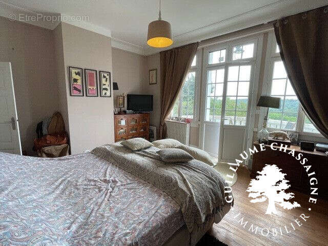 Maison à SAINT-AMAND-MONTROND