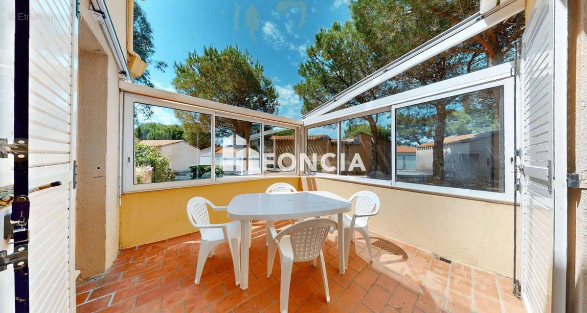 Résidence LES BORAMARS – À 100 m de la Plage – T2 avec Terrasse - photo 4