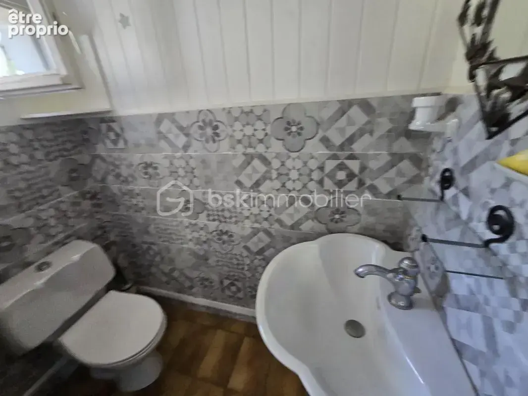 A saisir, Quartier recherché de St Jean – Maison d'Architecte 5 pièces, 3 chambres – 140 m² - Terrain 895m² - Annexes, cuisine d - photo 9