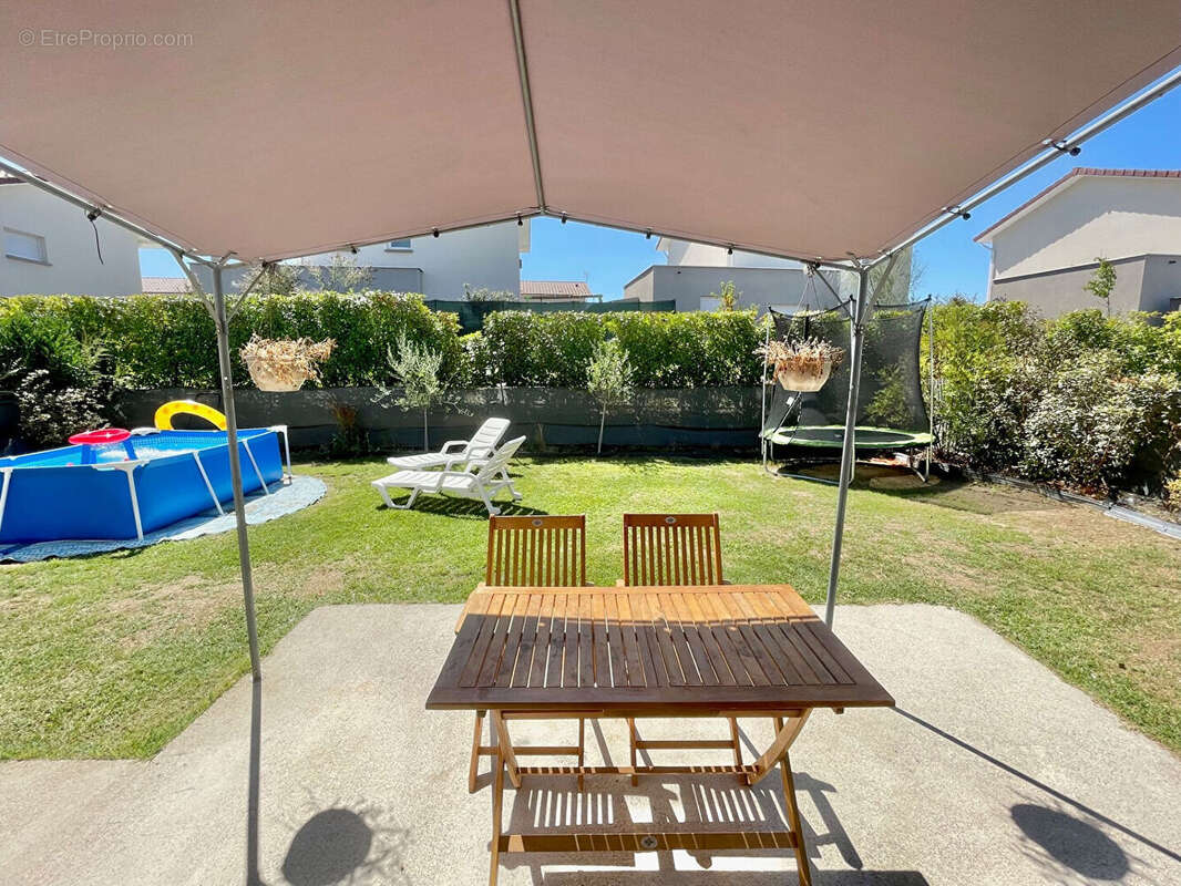 Maison à L'ISLE-D'ABEAU