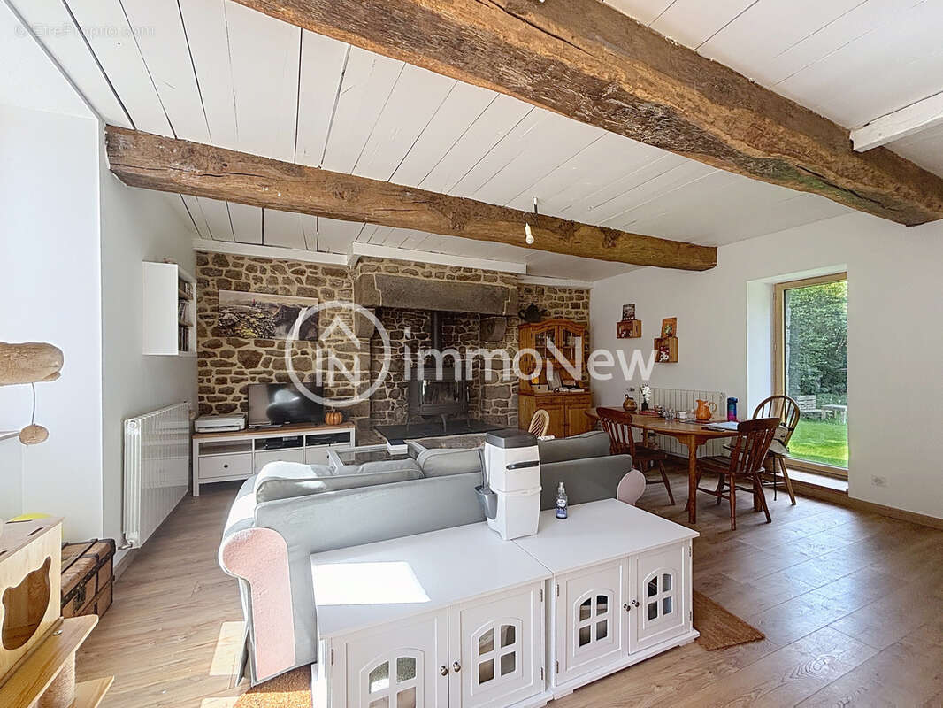 Maison à SOURDEVAL