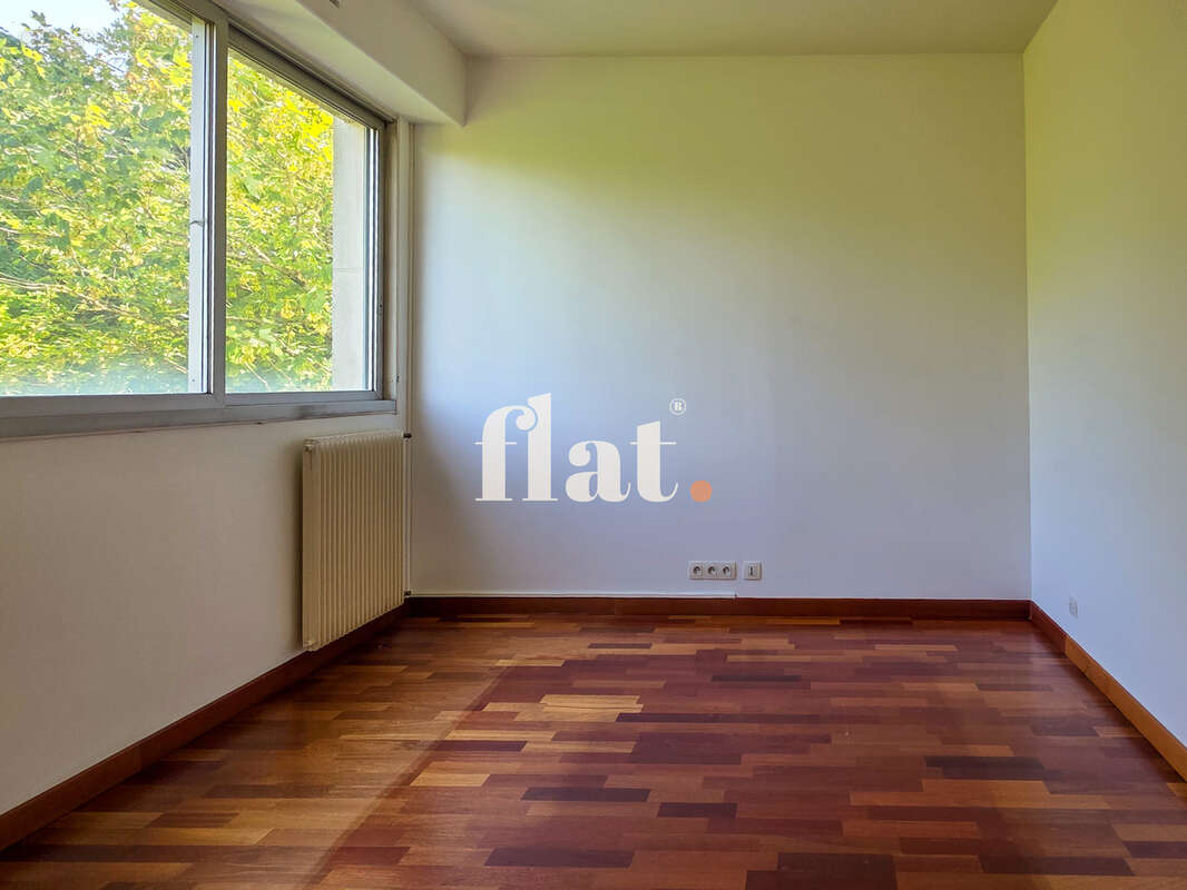 Appartement à SAINT-SEBASTIEN-SUR-LOIRE
