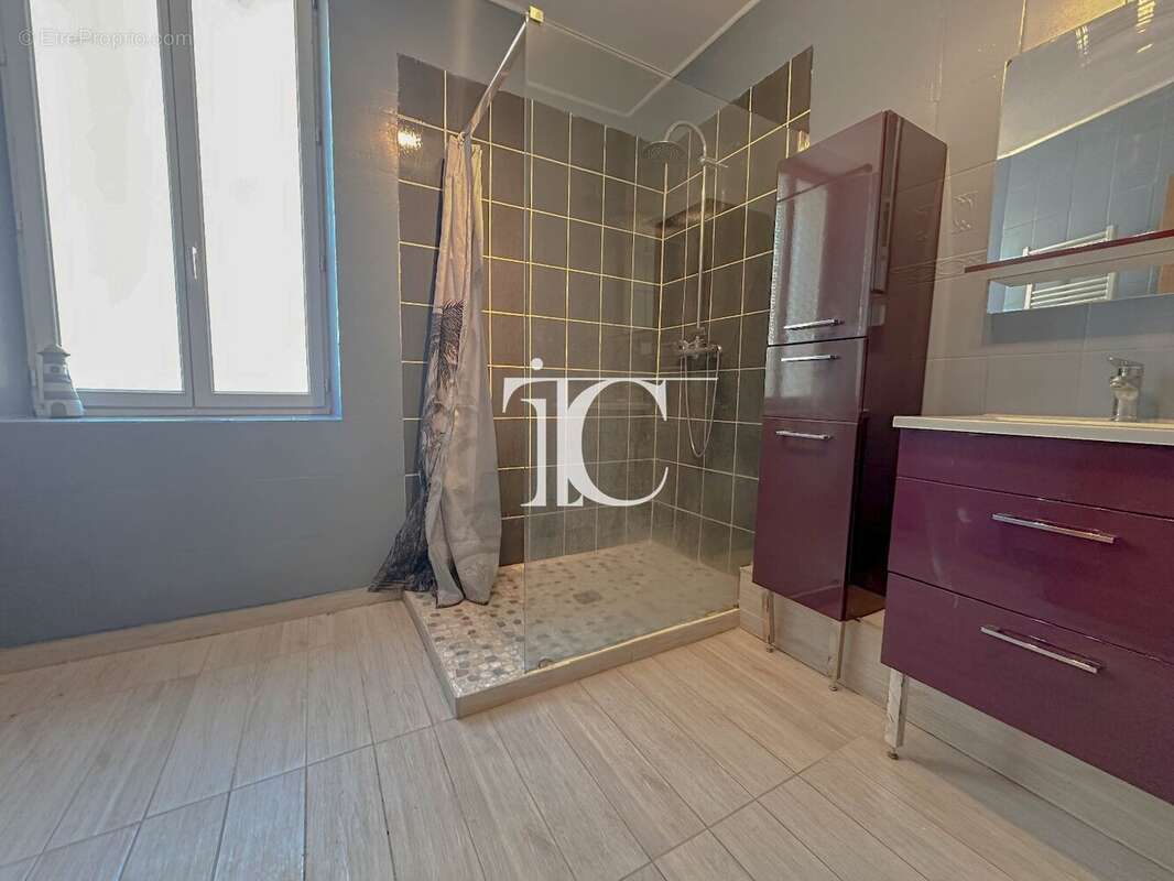 Maison à SAINT-AMBROIX