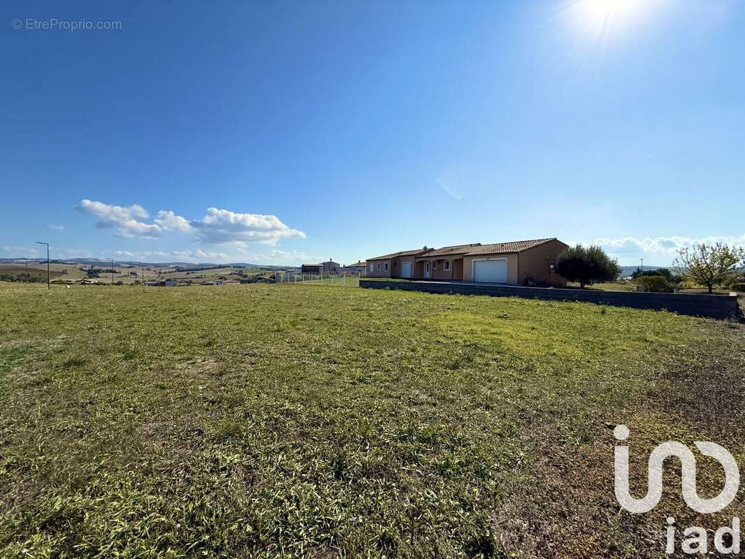 Photo 3 - Terrain à VILLENEUVE-LES-MONTREAL