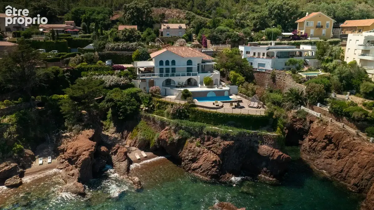 Maison à THEOULE-SUR-MER