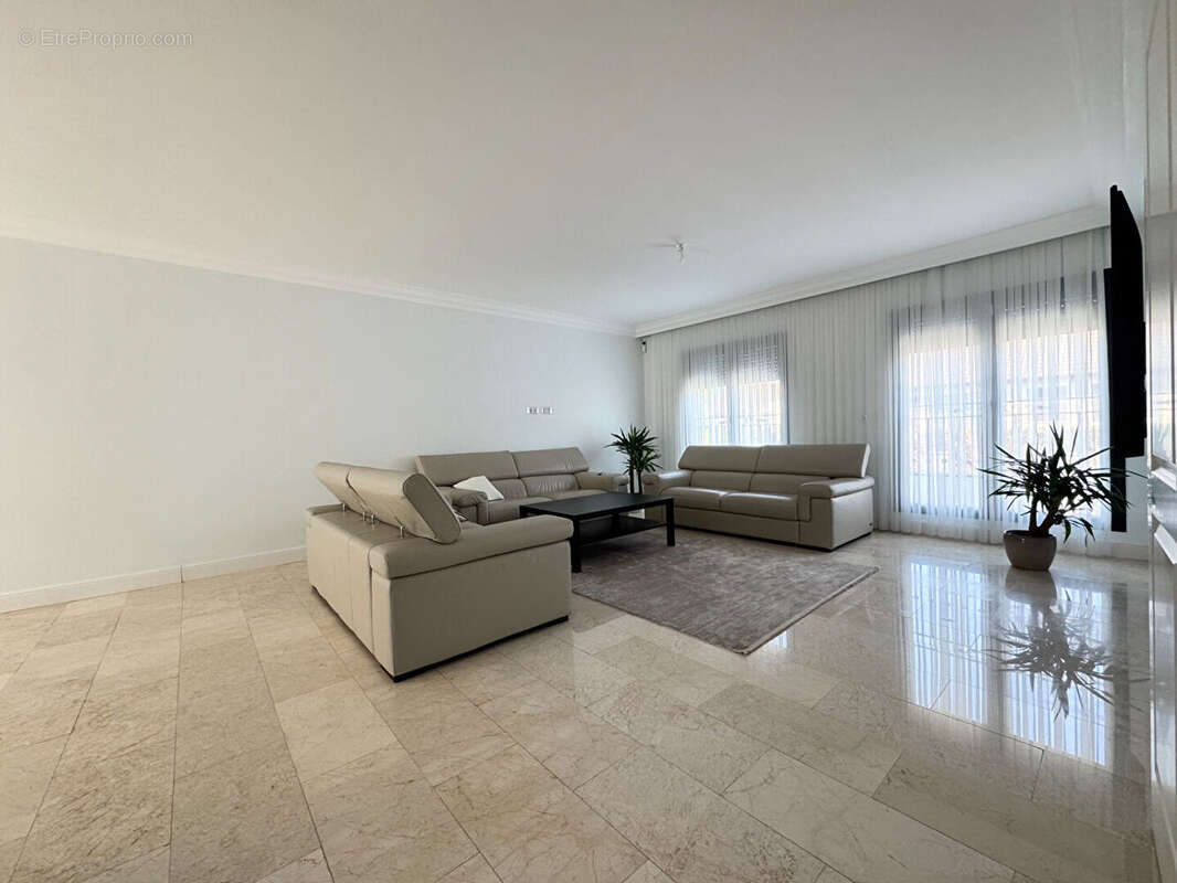 Maison à SAINT-GRATIEN