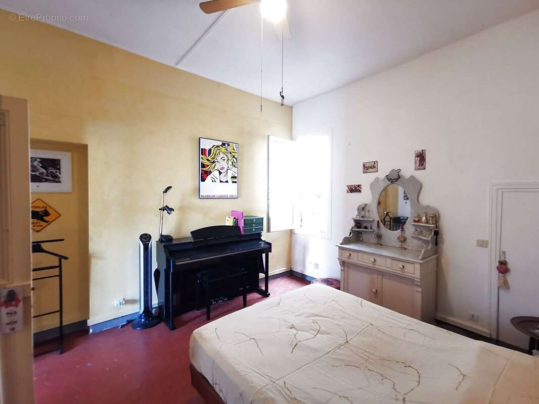 appartement  intra muros t3 1er etage - photo 13