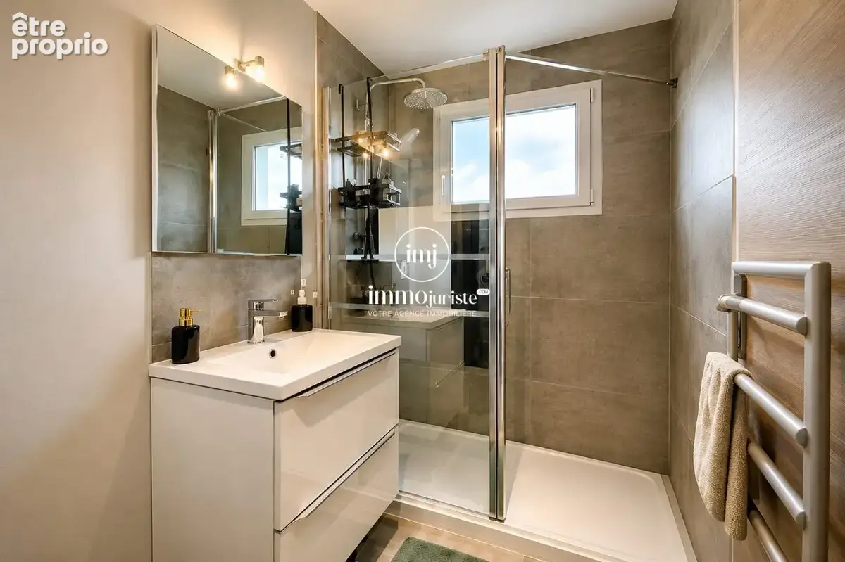Appartement 64 m² à Limoges  - photo 5