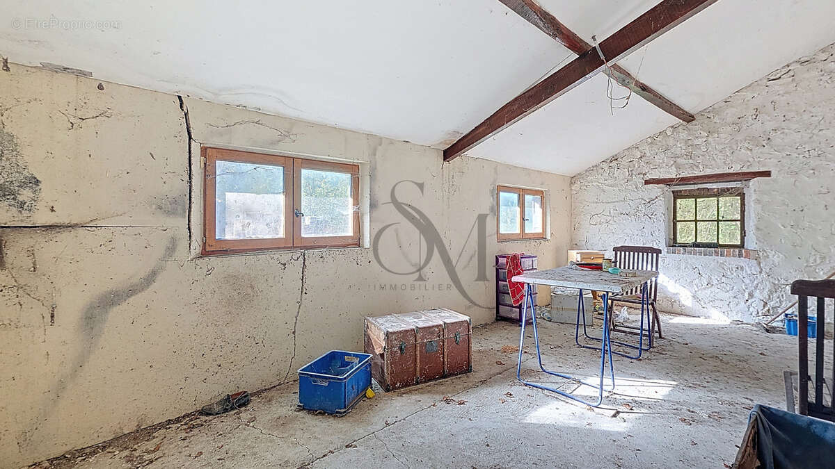 Autre à PERS-EN-GATINAIS