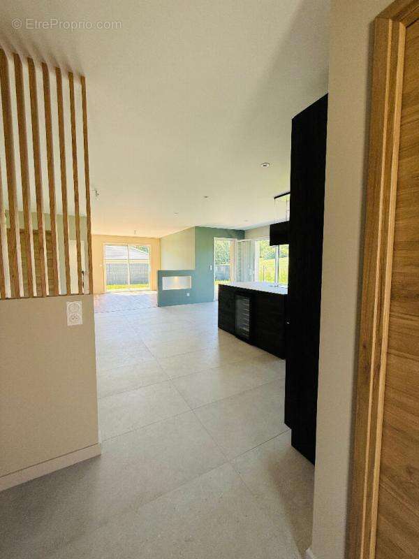 Maison neuve de plain- pied- Norme RE2020- - photo 3