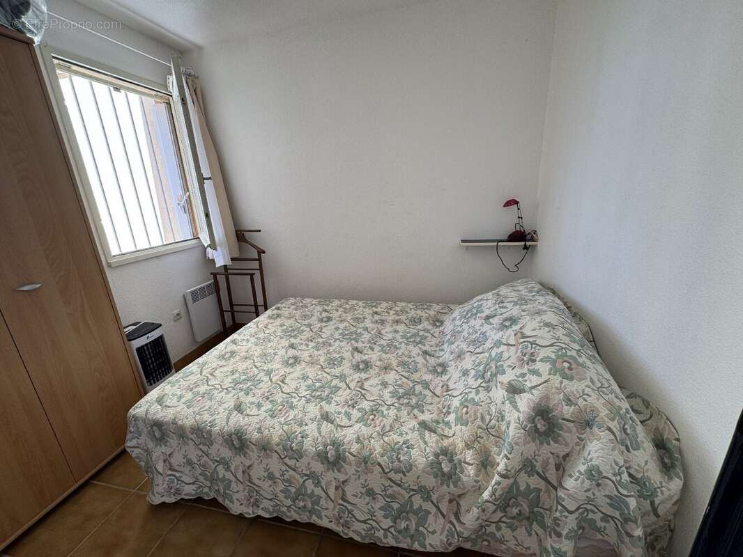 A vendre t2 sete 1ere ligne - photo 4