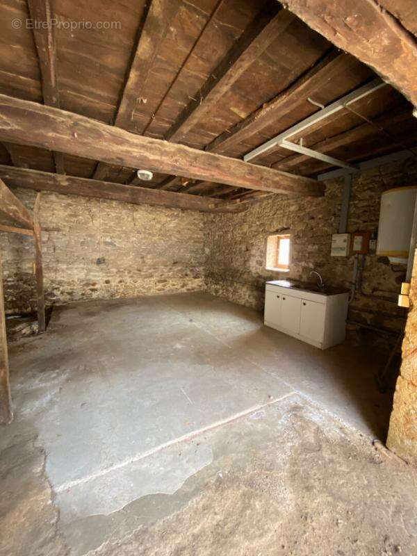 Maison à POLLIONNAY