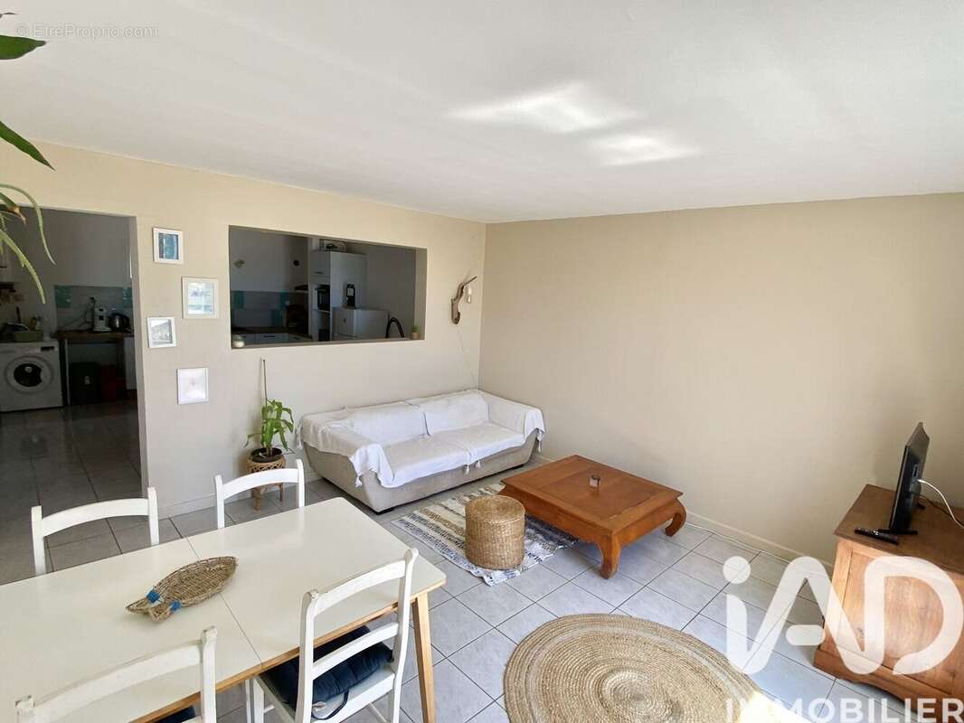 Photo 4 - Appartement à SAINT-DENIS