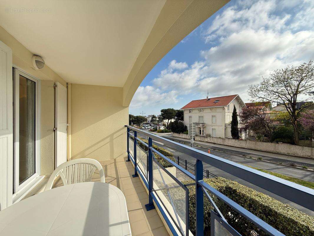 Appartement à VAUX-SUR-MER