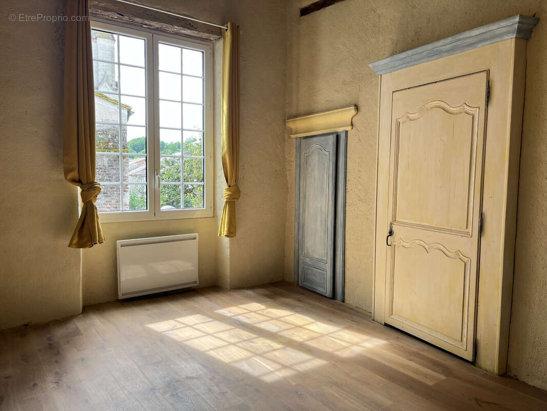 Maison à LA SAUVETAT-DU-DROPT