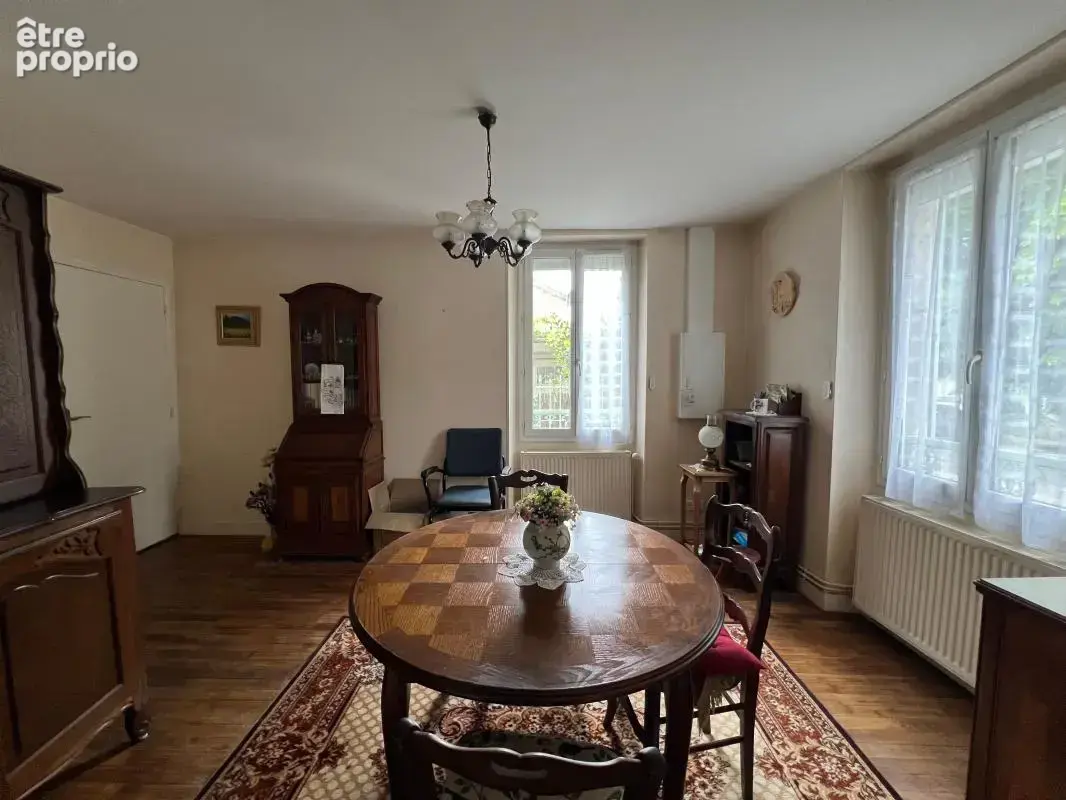 Maison À Vendre centre ville de saint Thibault des vignes 5 pièces à rénover - photo 18
