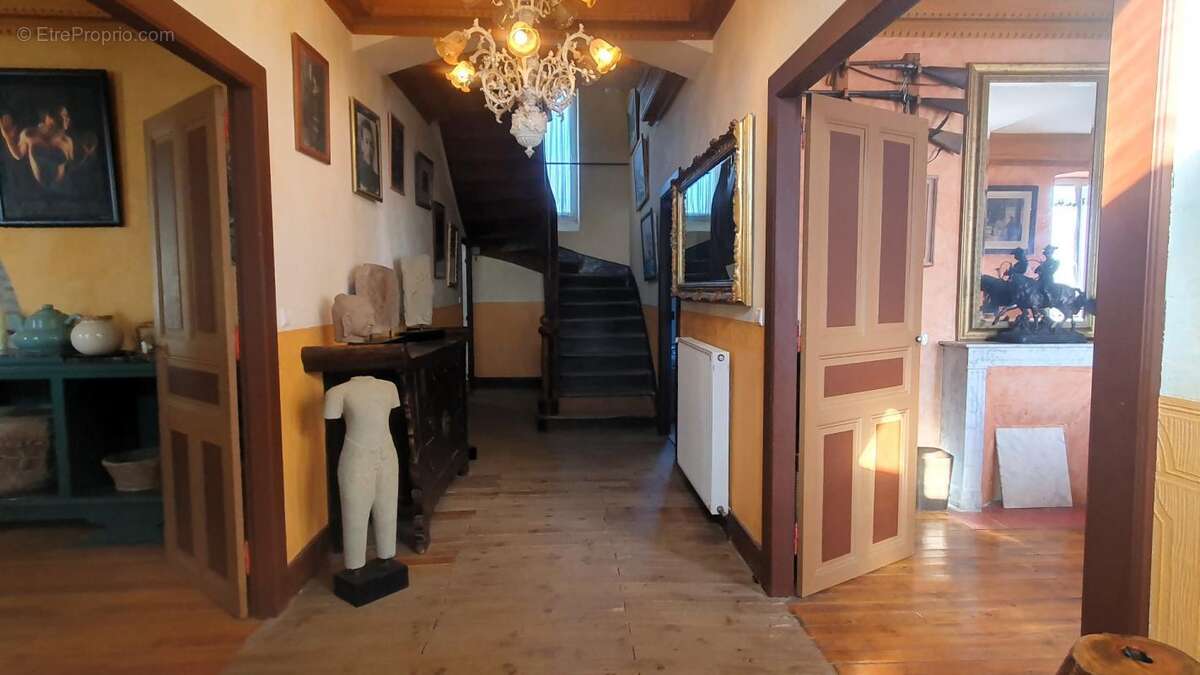 Maison à LA SALVETAT-PEYRALES