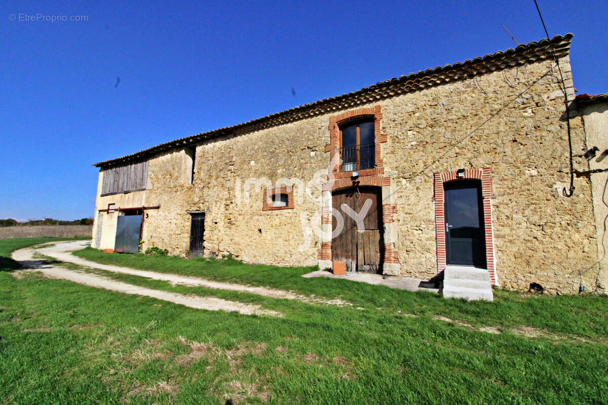 Maison à SAINT-MICHEL-DE-LANES
