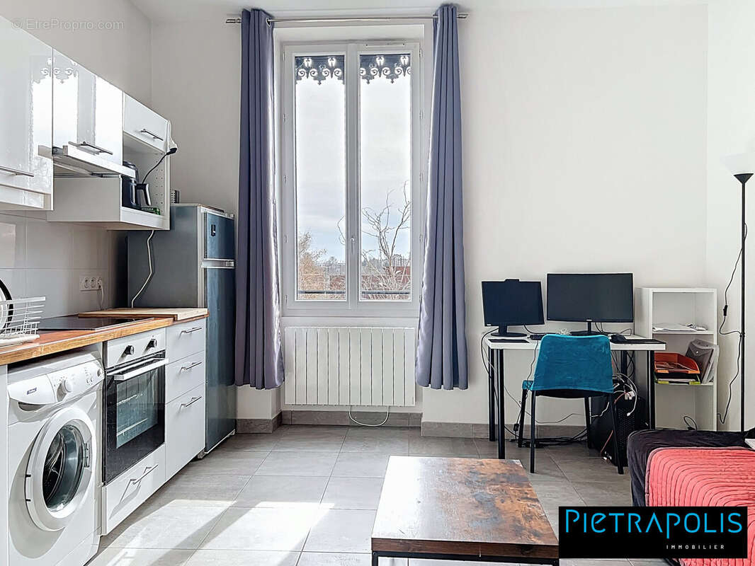 Appartement à OULLINS