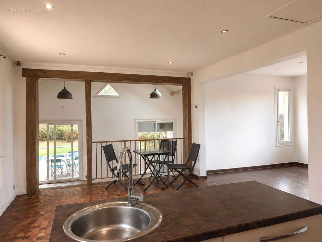 Maison familiale au calme avec piscine - photo 4