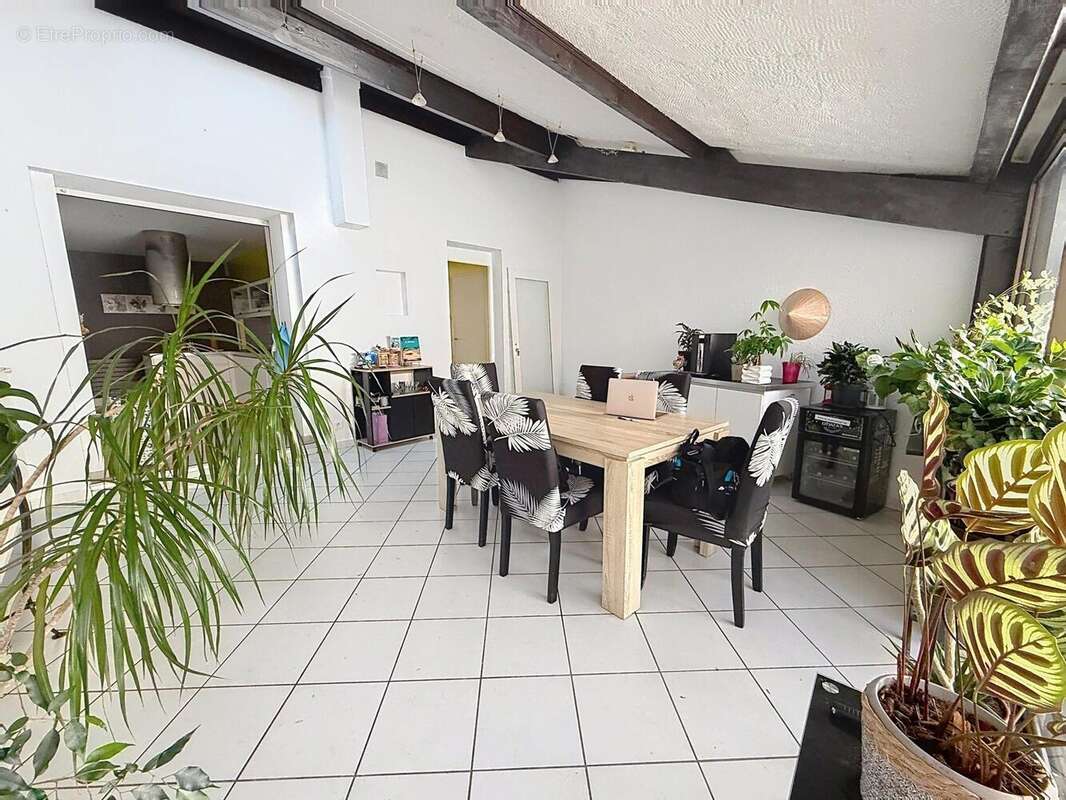Photo 2 - Appartement à LA TOUR-DU-PIN