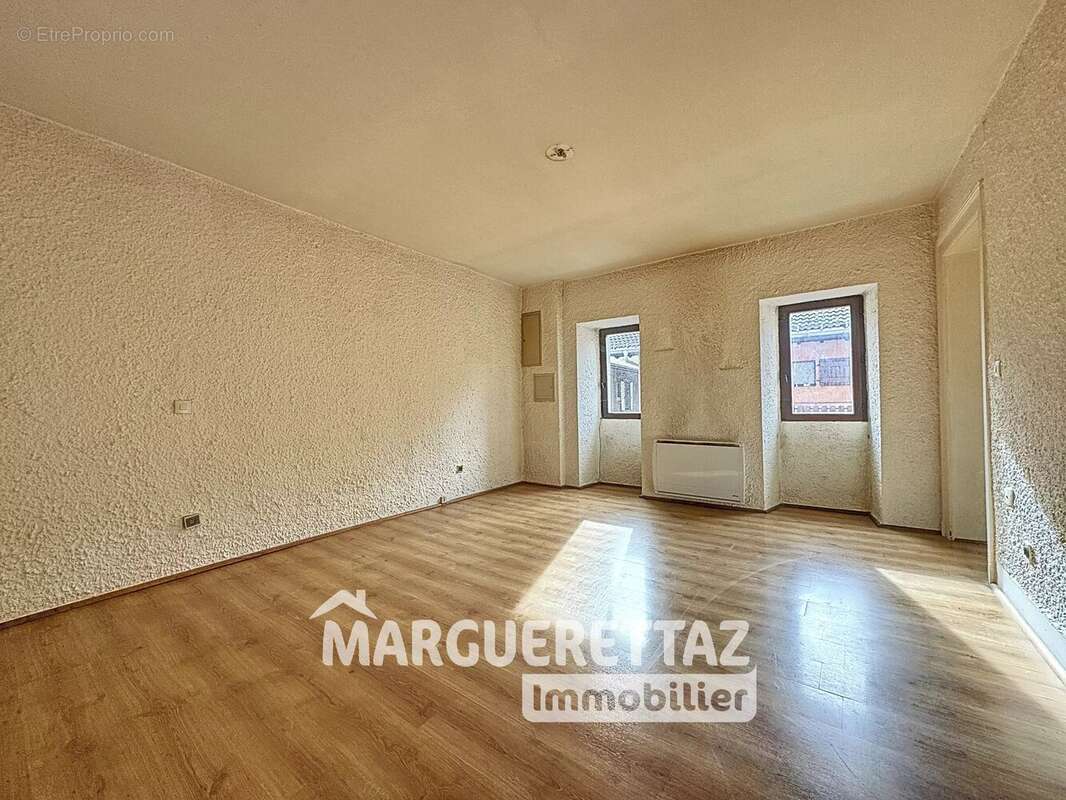 Appartement à TANINGES