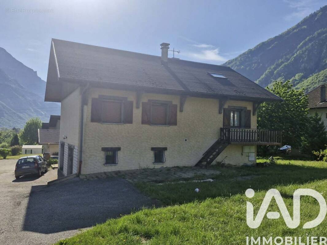 Photo 1 - Maison à SAINT-JEAN-DE-MAURIENNE