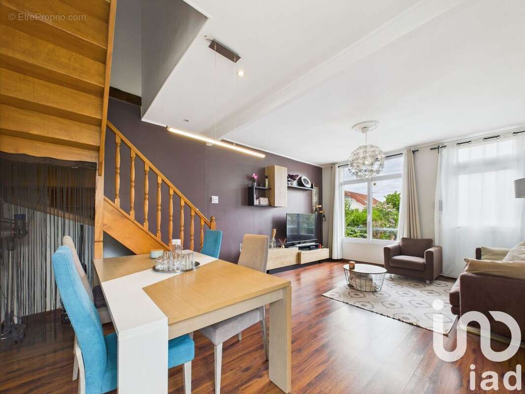 Photo 5 - Maison à RIS-ORANGIS