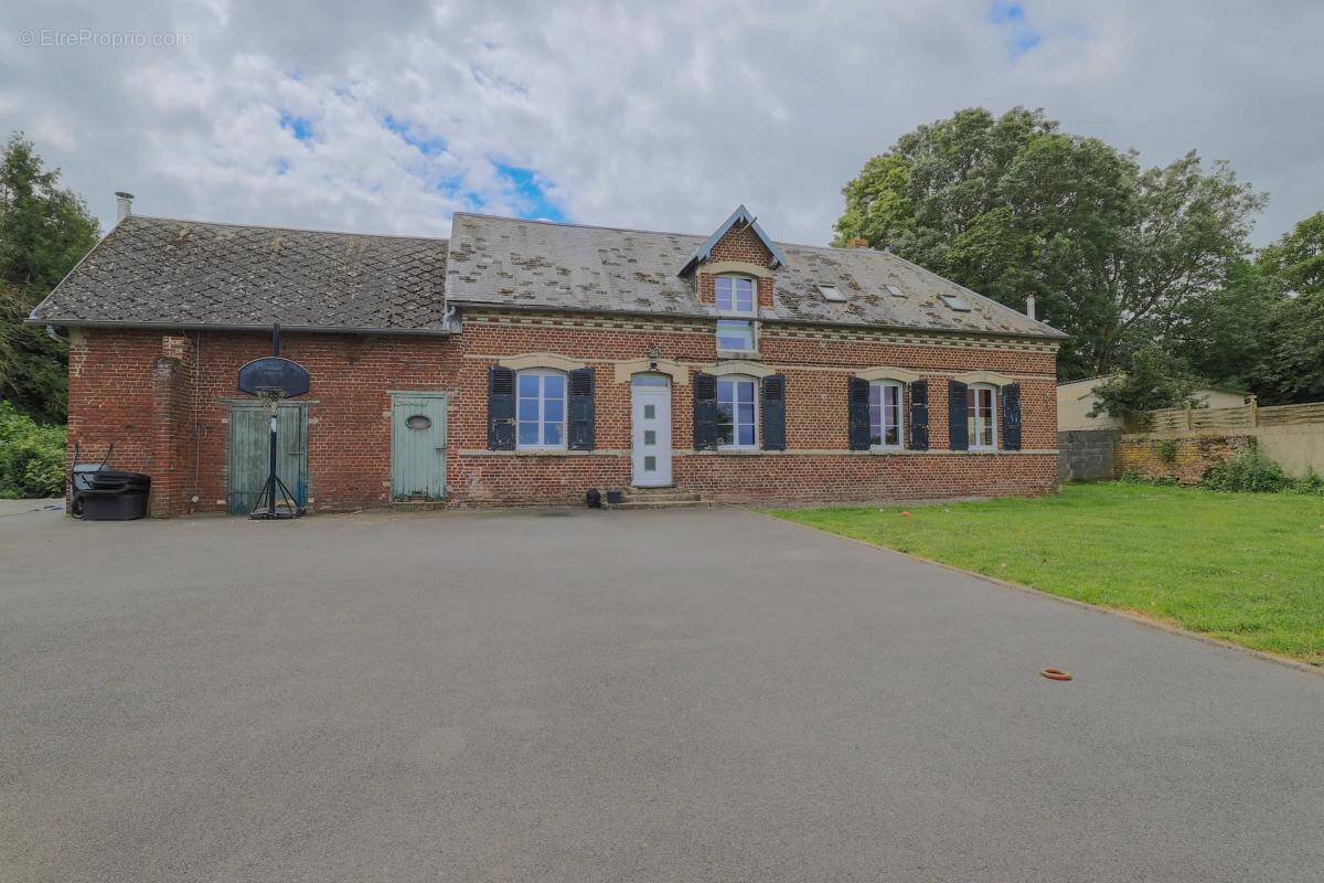 Maison à PERTAIN