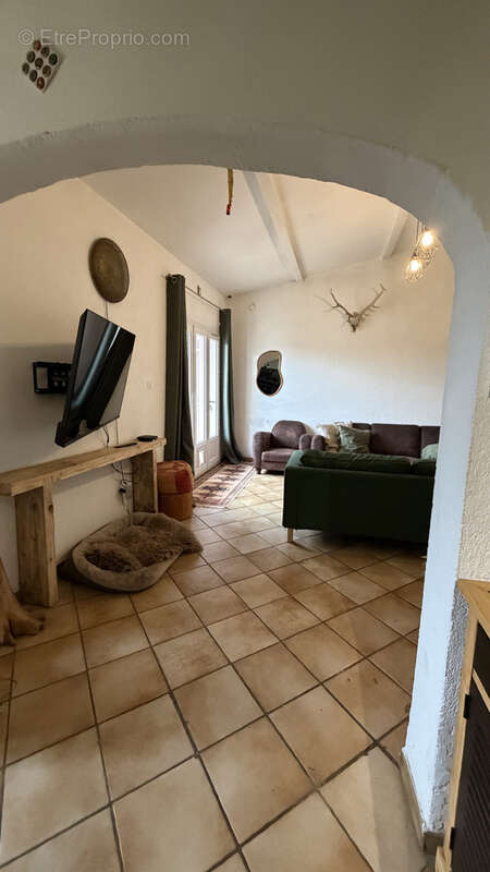Maison à COTIGNAC