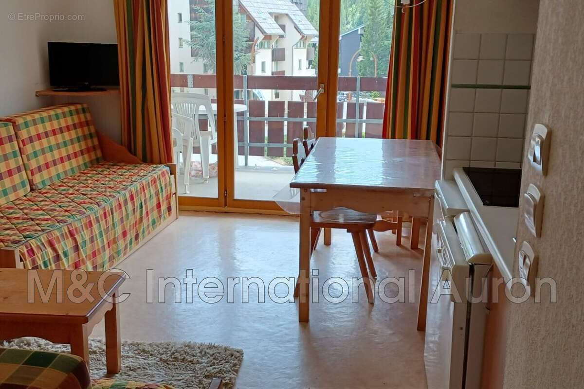 Appartement à SAINT-ETIENNE-DE-TINEE