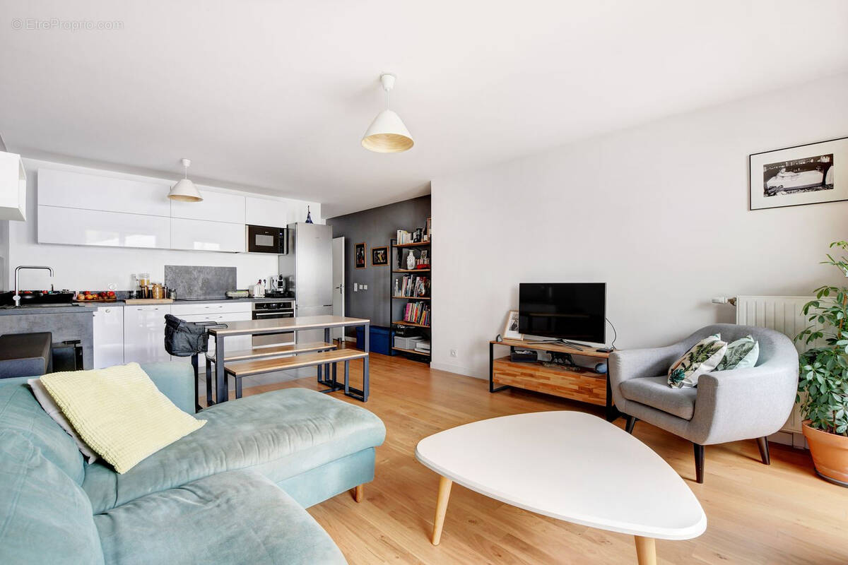 Appartement à PARIS-19E