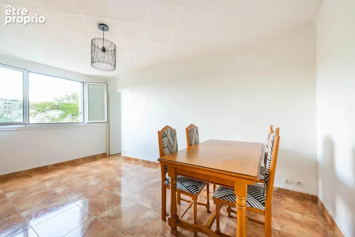 Appartement à VERSAILLES