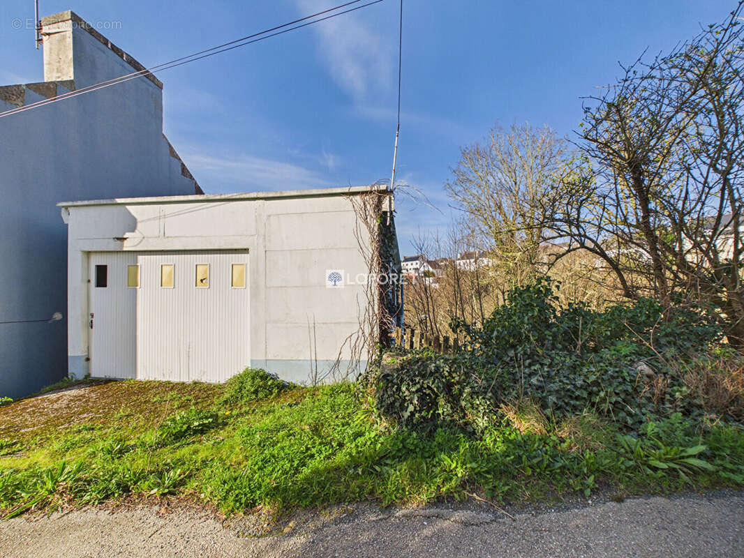 Maison à PLOUHINEC