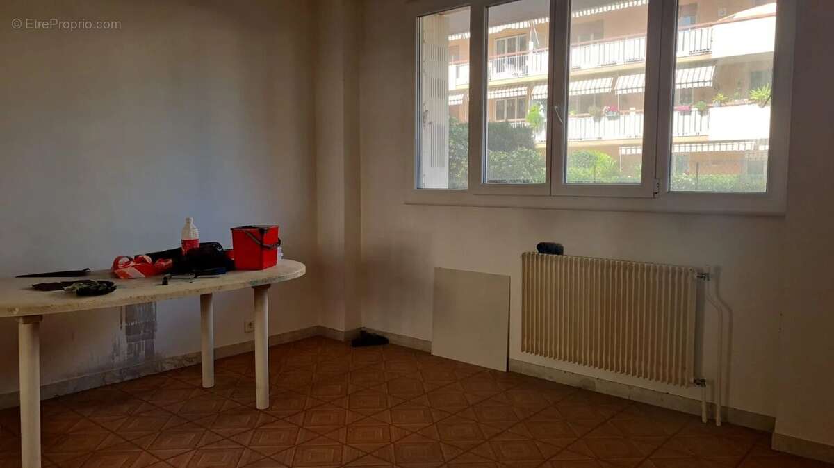 Appartement à ROQUEBRUNE-CAP-MARTIN