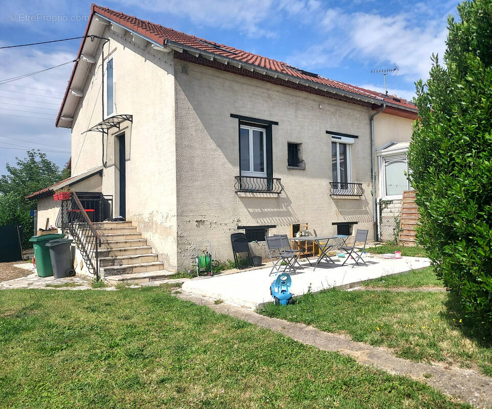 Maison à BORNEL