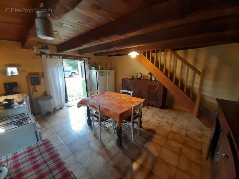 Maison à LARAMIERE
