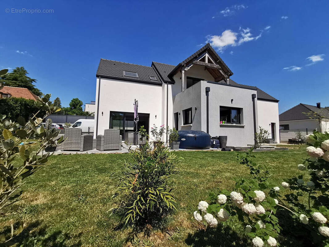 Maison à SAINT-MARTIN-DE-NIGELLES