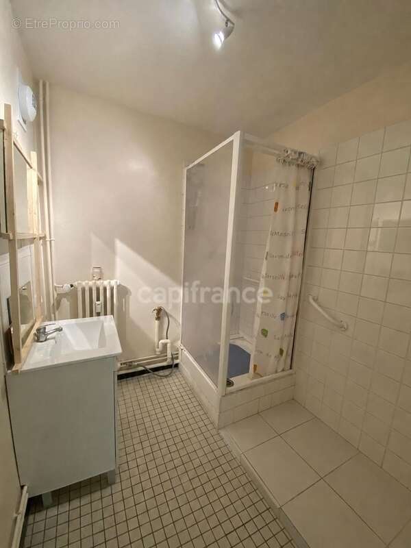 Appartement Lumineux à vendre Centre ville de SAINT DIZIER (52) - photo 6