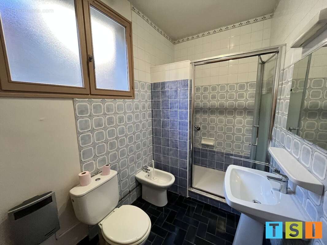 Maison à MONTREJEAU