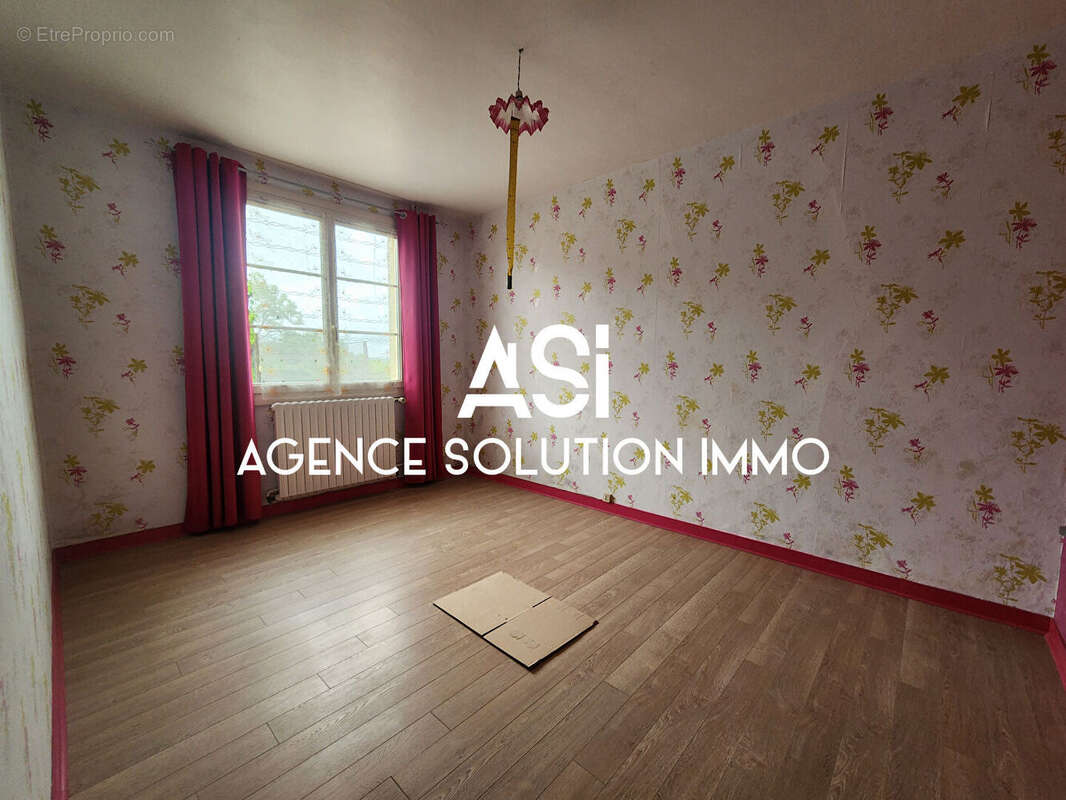 Maison à SAINT-AUBIN-DE-LOCQUENAY