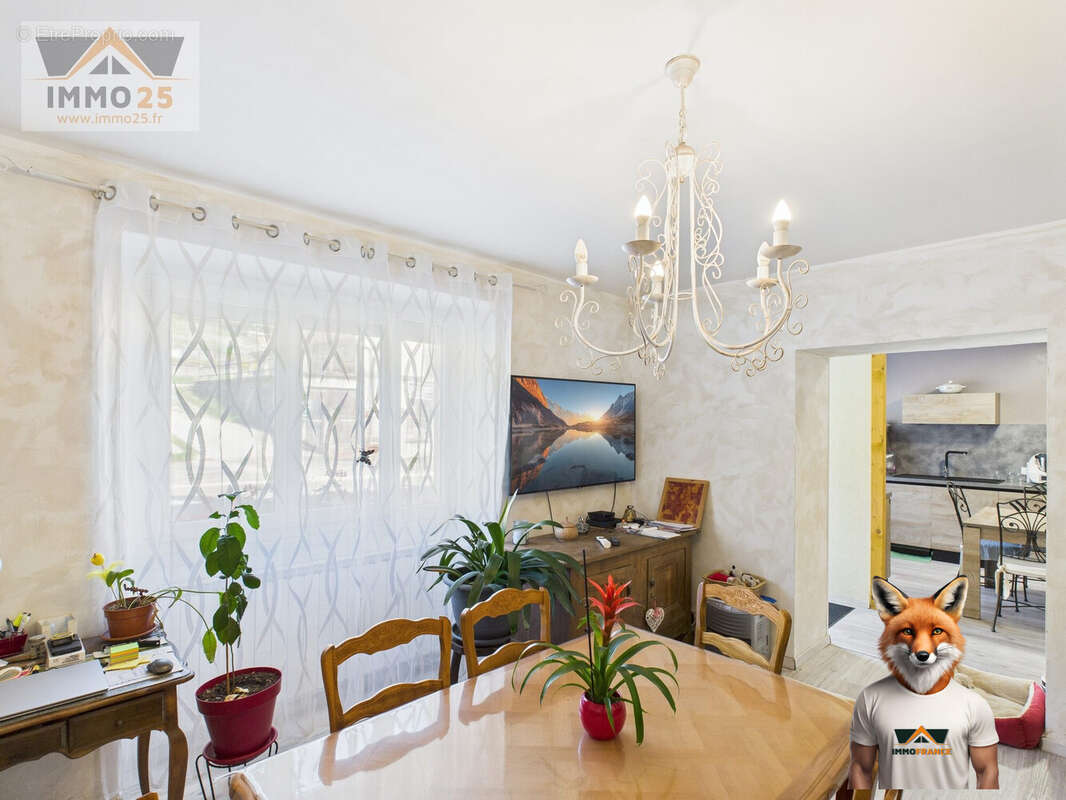 Appartement à ARC-LES-GRAY