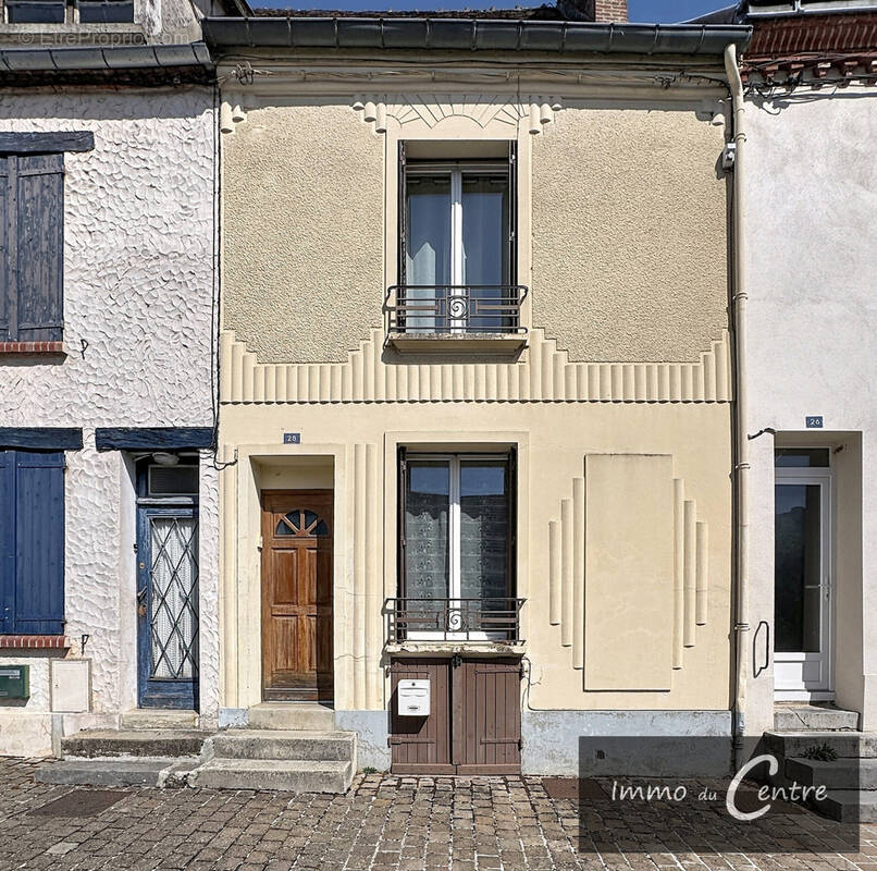 Maison à MONTMIRAIL
