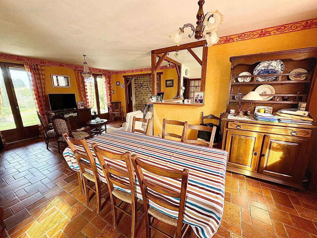 Maison Montmorillon 8 pièce(s) 153.57 m2 - photo 13