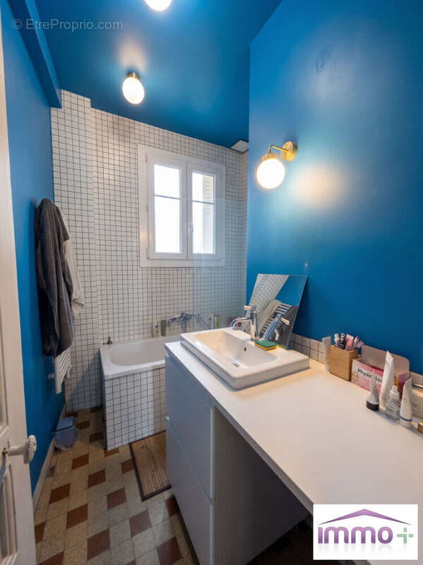 T3 de charme, plein sud, entièrement rénové  50.64m²? 2 chambres + 2 caves - photo 6